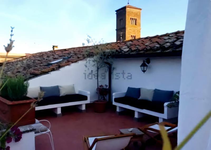 Magnificent penthouse duplex in the historic city. (Sutri Vt)