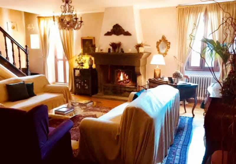 Magnificent penthouse duplex in the historic city. (Sutri Vt)