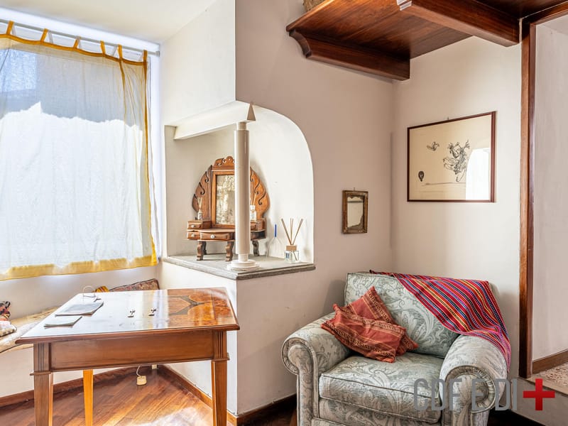 For lovers of the historical charm of small towns : (Viterbo area)