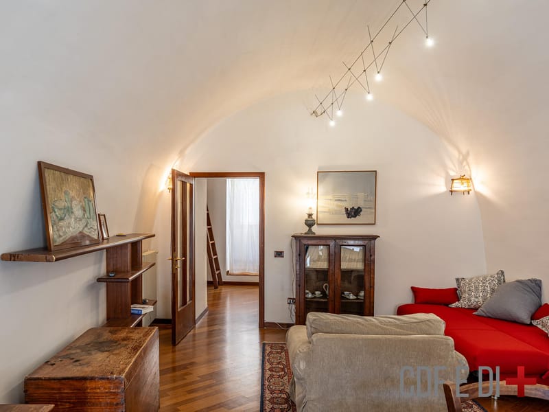 For lovers of the historical charm of small towns : (Viterbo area)