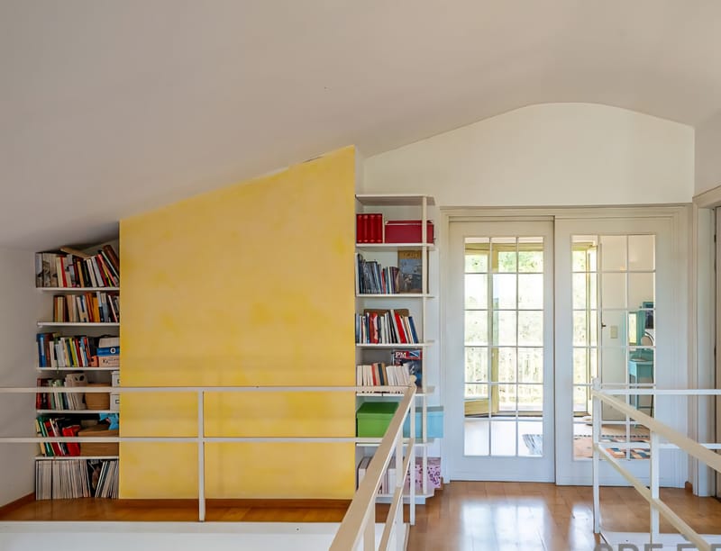 וילה מדהימה למכירה מול האגם בלאציו 