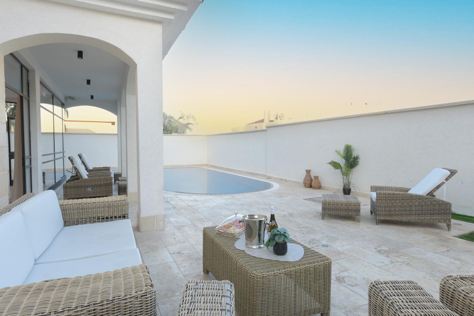 וילה ענקית מפנקת מותאמת למשפחות נמצאת בשכונת השחמון בפירות