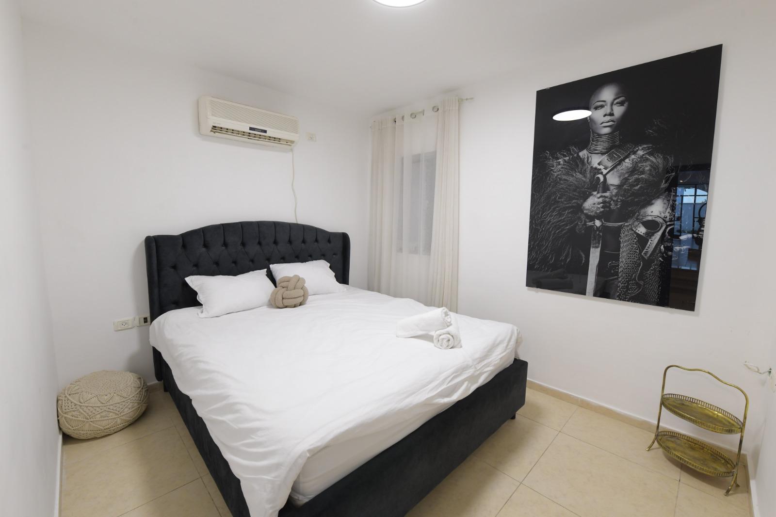 וילה ענקית מפנקת מותאמת למשפחות נמצאת בשכונת השחמון בפירות