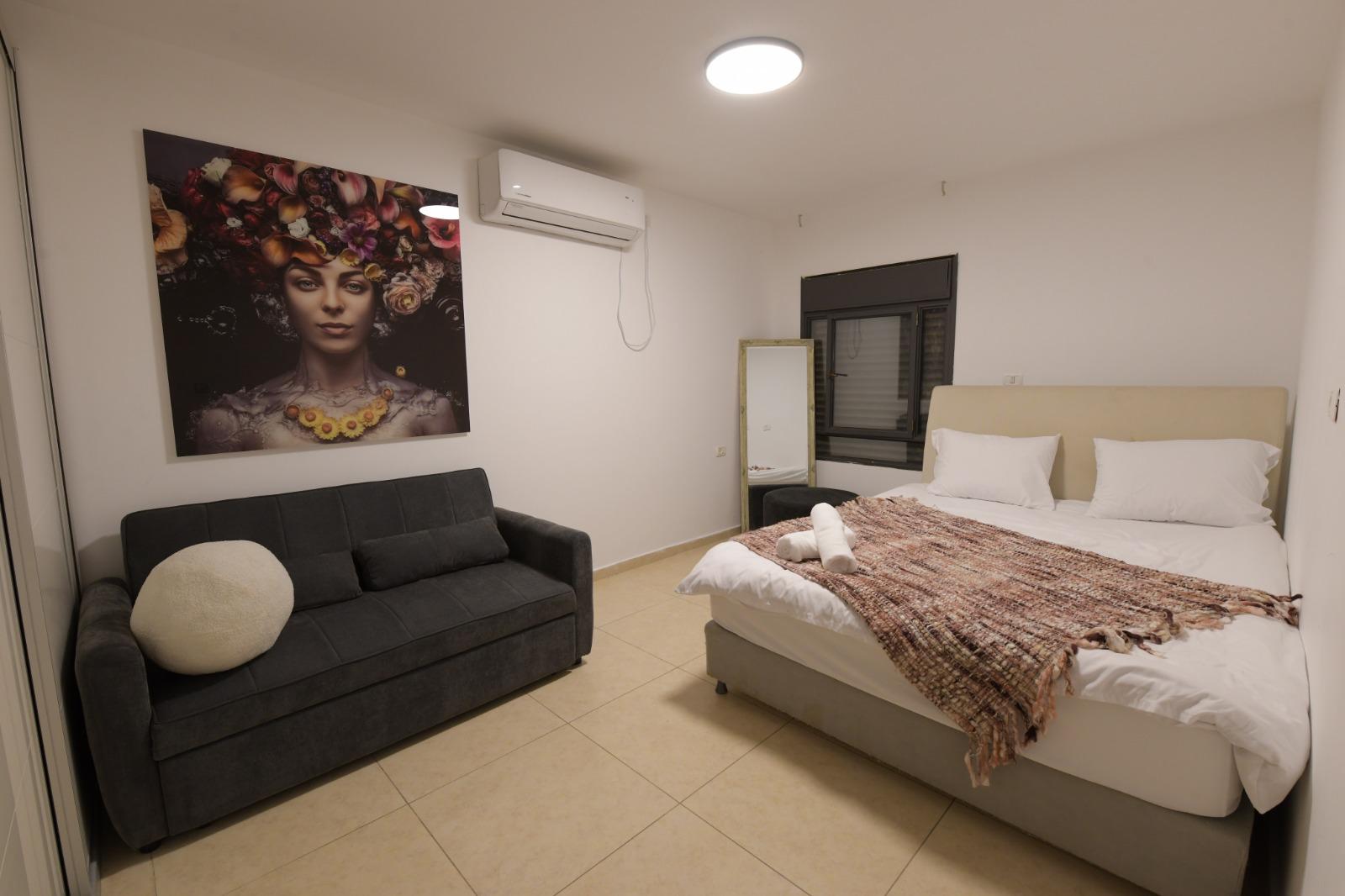 וילה ענקית מפנקת מותאמת למשפחות נמצאת בשכונת השחמון בפירות