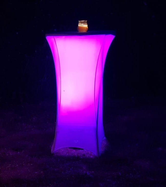 Table haute lumineuse 25€