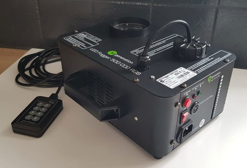 Machine à fumée lumineuse 15€