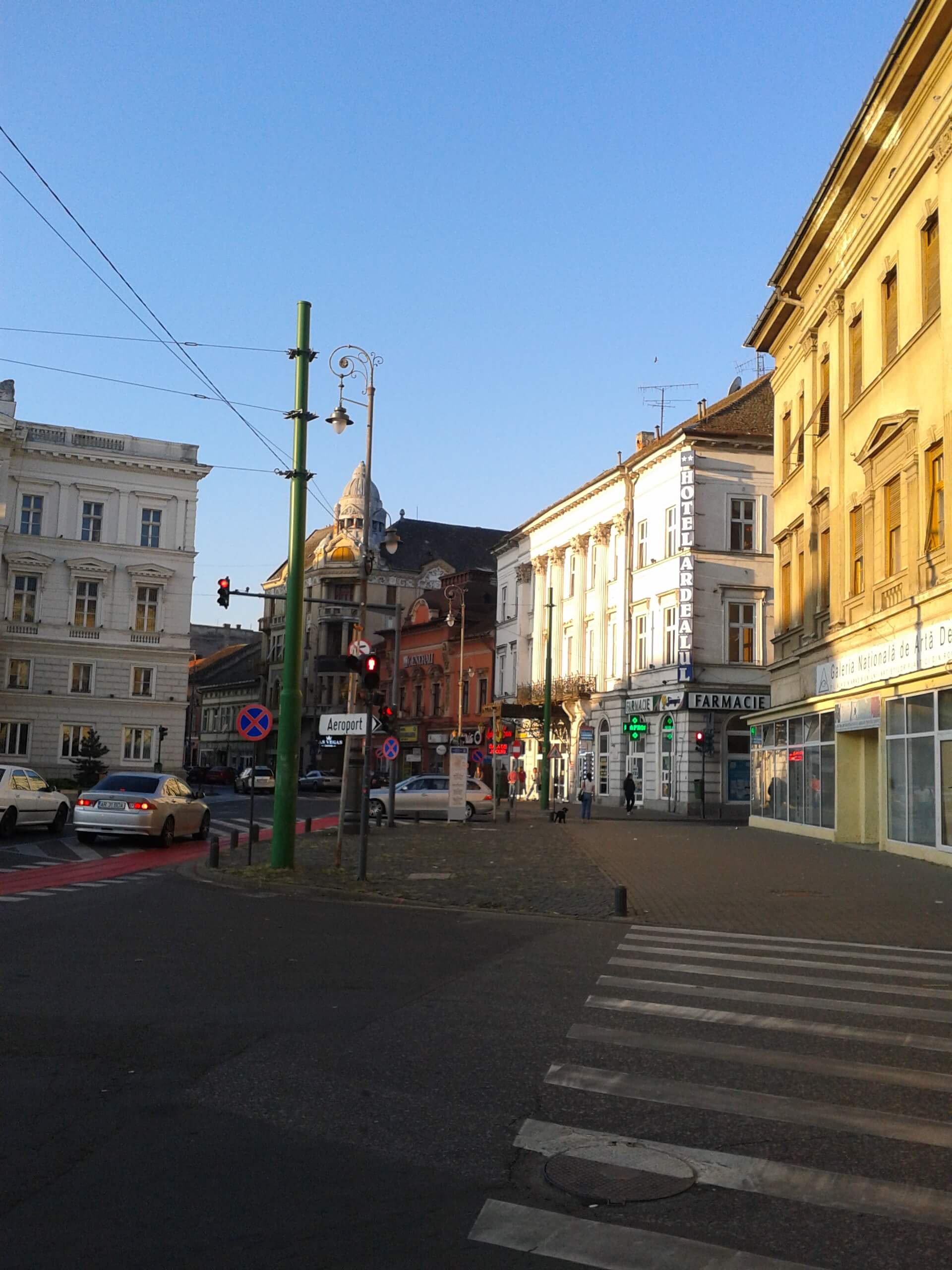 Palatul Bohus langa Teatrul National Arad si Hotel Crucea Alba