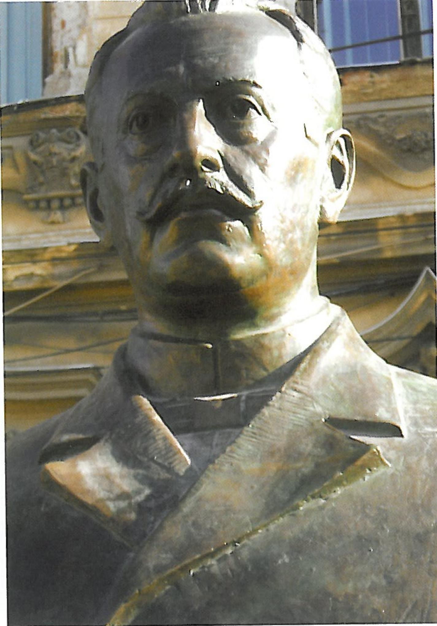 Bust Salacz Gyula Arad 2012