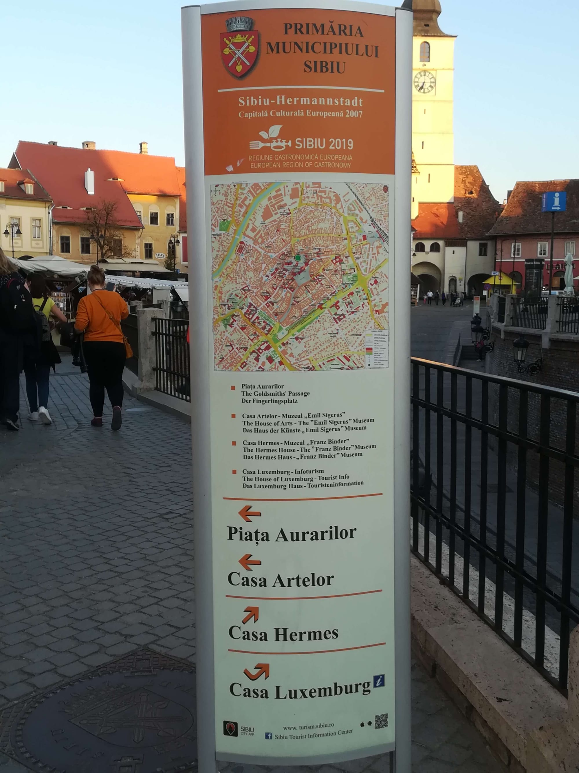 panou turistic sibiu