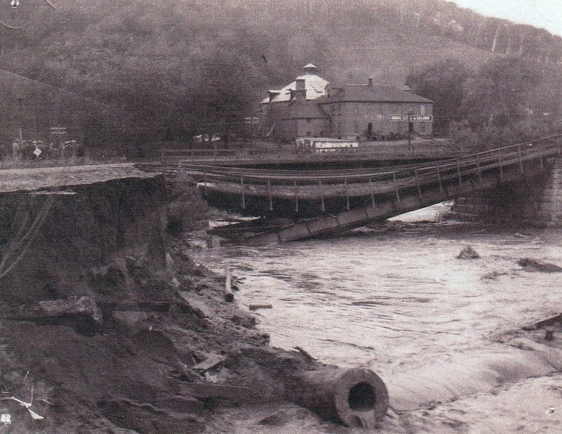 1914 Flood City Night Club and Bridge