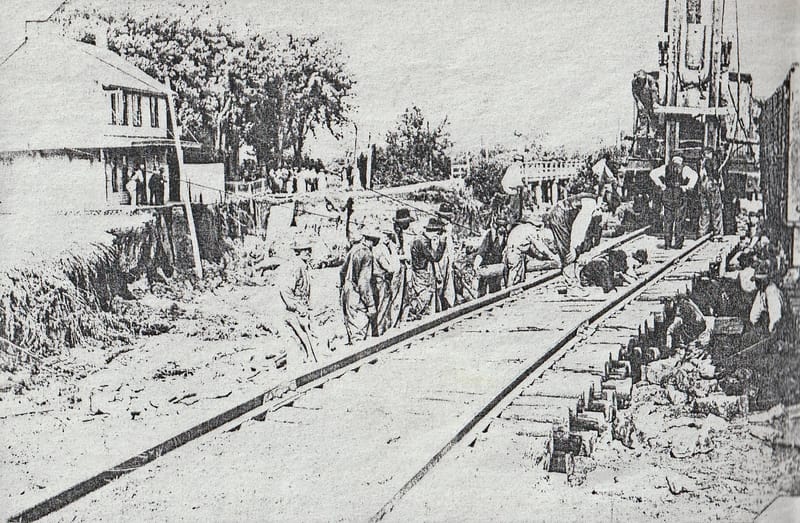 1914 Flood City Night Club and Bridge
