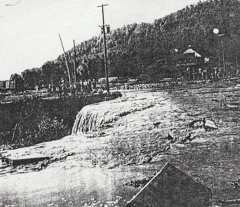 1914 Flood City Night Club and Bridge