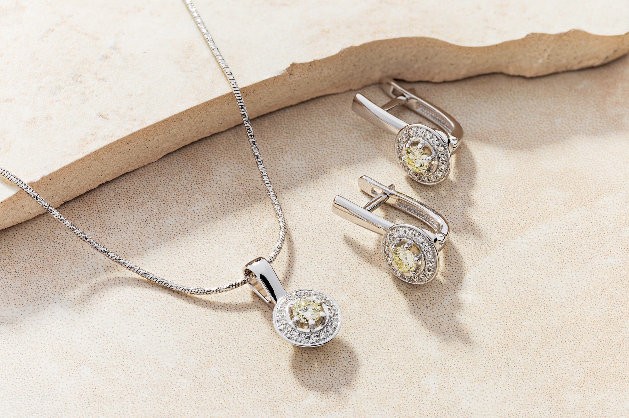 סטים של תכשיטים - איך בונים סט מושלם ליום ולערב