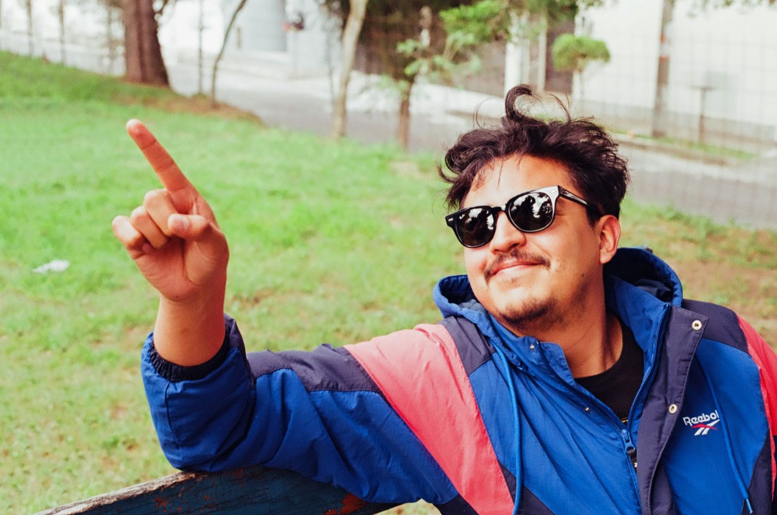 Una cucharada de indie tibio