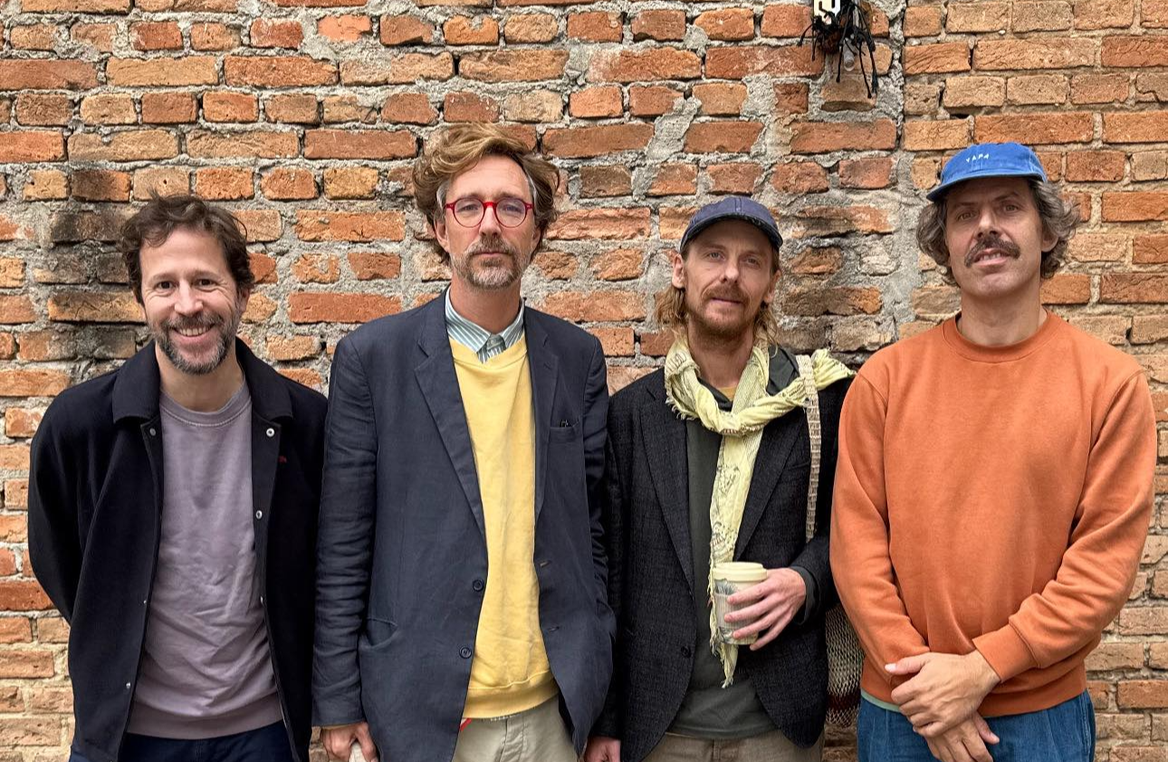 Minimalismo y nostalgia: The Whitest Boy Alive celebra 20 años de "Dreams" en Guadalajara