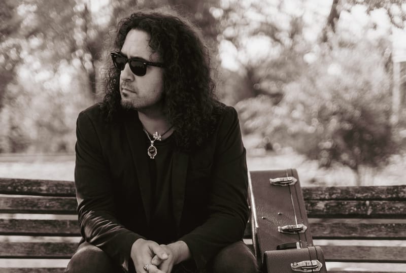 Entrevista con Víctor Fraile nos comparte sobre su segundo álbum solista: "Cantos de Lejanía"