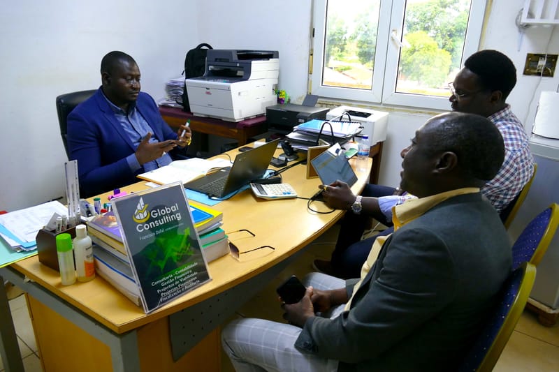 APOIO ADMINISTRATIVO