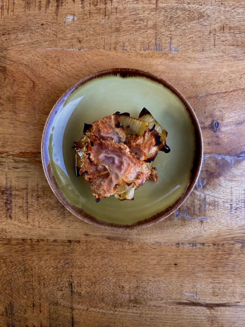 alcachofa con guanciale una unidad