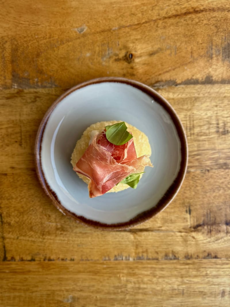 Pizzas fritas jamón una unidad