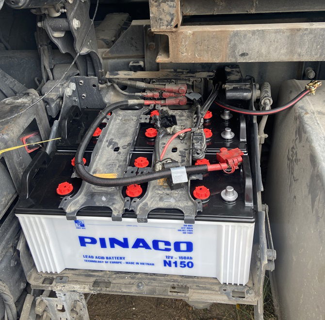 แบตเตอรี่รถหัวลาก150แอมป์ scania 360