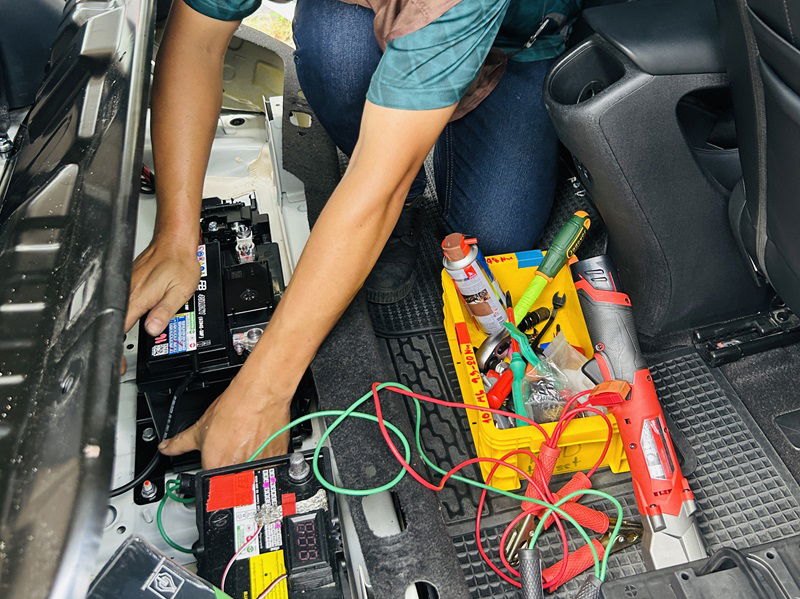 เปลี่ยนแบตBYDDolphin บางพระ หนองมน Grand Valley Village