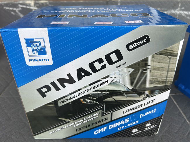 แบตเตอรี่ PINACO LBN1 สีฟ้า cmf ขั้วจมแบบเตี้ย45 แอมป์