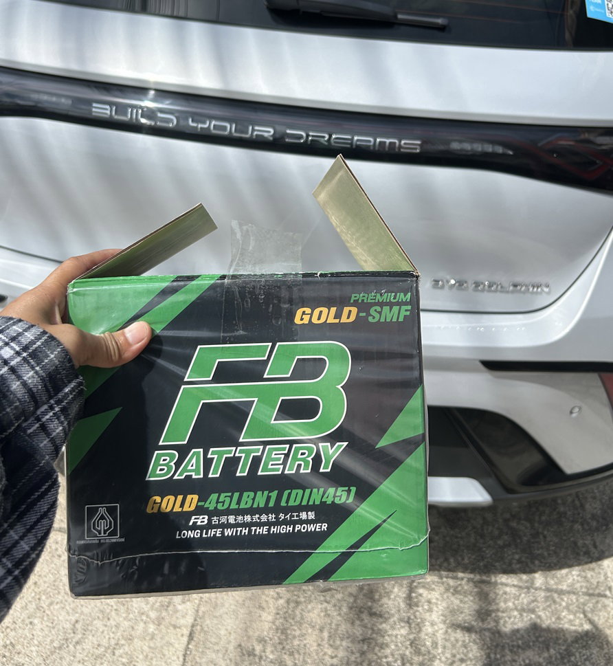 เปลี่ยนแบตเตอรี่ 12V BYD Dolphin ศรีราชา แหลมฉบัง ตะเคียนเตี้ย โรงโป๊ะ