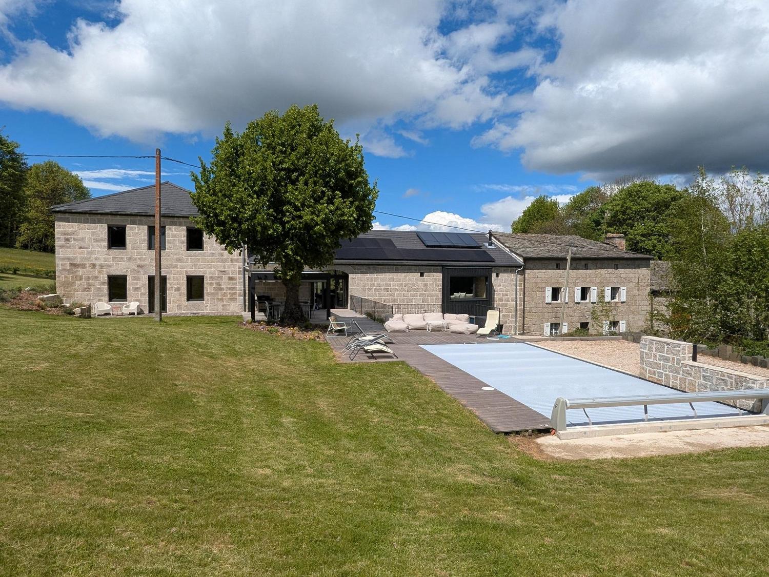 Piscine extérieure
