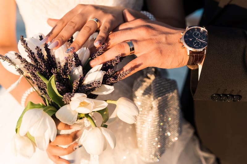 O selecție de imagini care surprind emoția, naturalețea și eleganța fiecărei nunți.