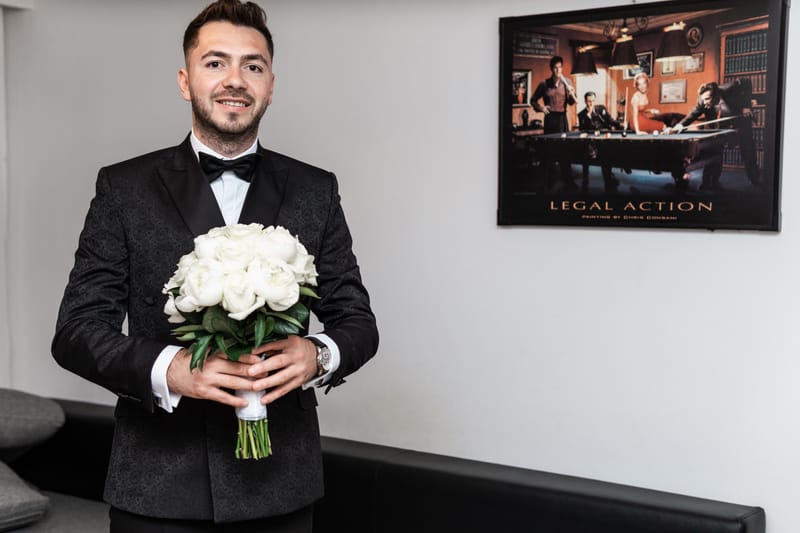 O selecție de imagini care surprind emoția, naturalețea și eleganța fiecărei nunți.