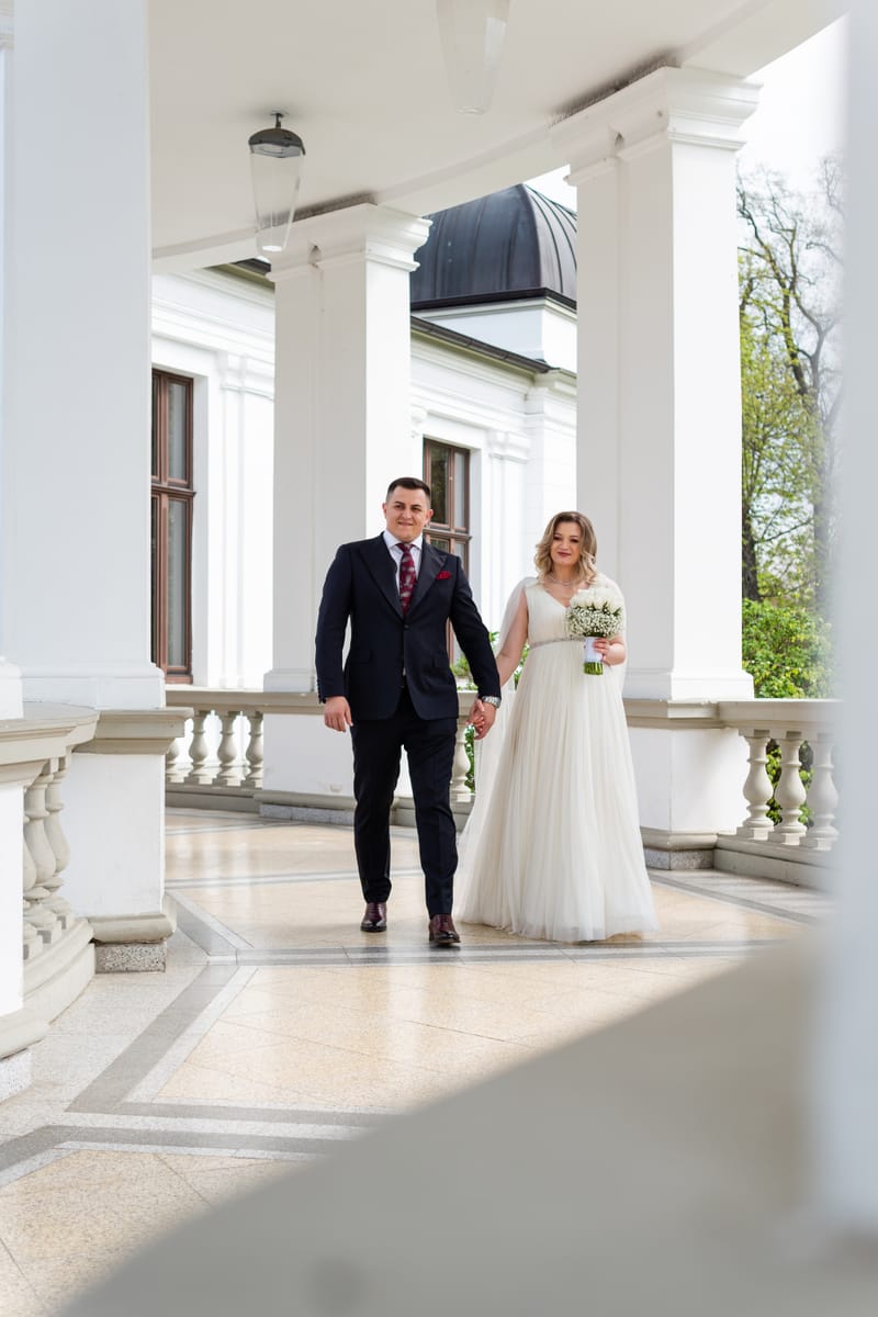 O selecție de imagini care surprind emoția, naturalețea și eleganța fiecărei nunți.