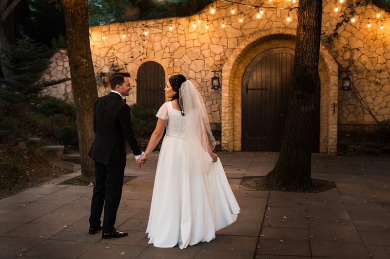 O selecție de imagini care surprind emoția, naturalețea și eleganța fiecărei nunți.