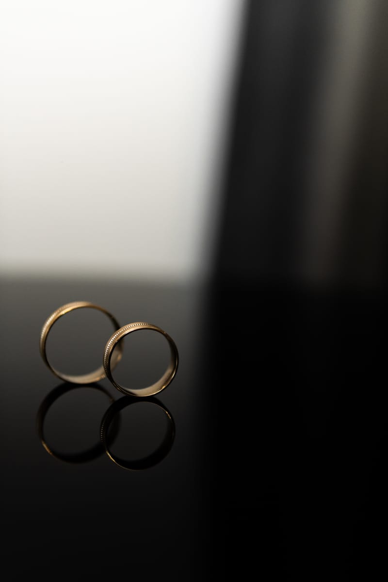 O selecție de imagini care surprind emoția, naturalețea și eleganța fiecărei nunți.