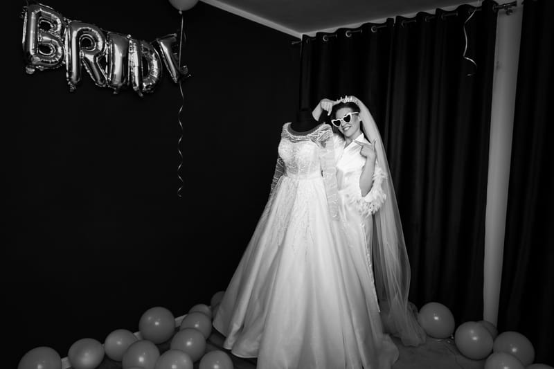 O selecție de imagini care surprind emoția, naturalețea și eleganța fiecărei nunți.