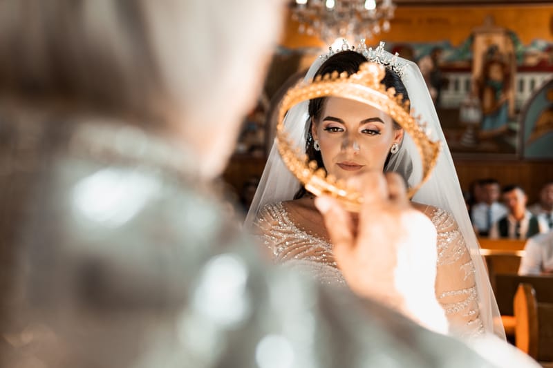 O selecție de imagini care surprind emoția, naturalețea și eleganța fiecărei nunți.