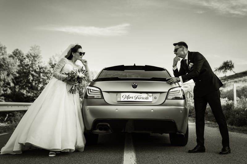 O selecție de imagini care surprind emoția, naturalețea și eleganța fiecărei nunți.