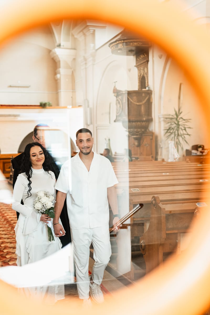 O selecție de imagini care surprind emoția, naturalețea și eleganța fiecărei nunți.