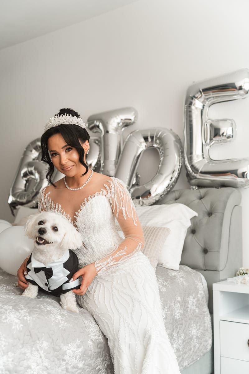 O selecție de imagini care surprind emoția, naturalețea și eleganța fiecărei nunți.