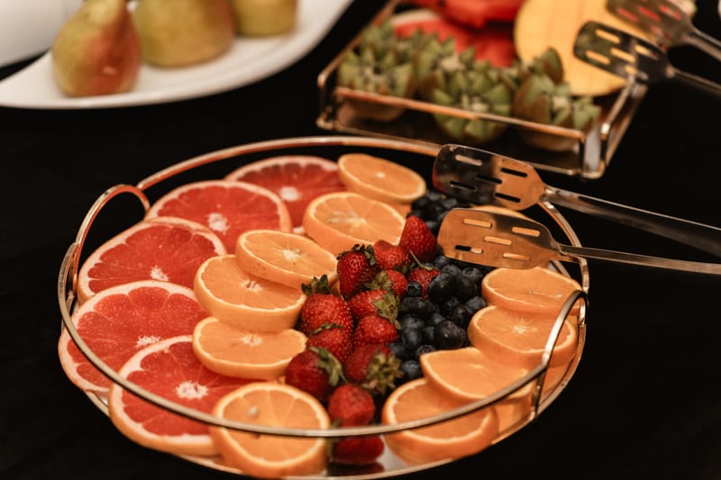 O selecție de imagini care surprind emoția, naturalețea și eleganța fiecărei nunți.