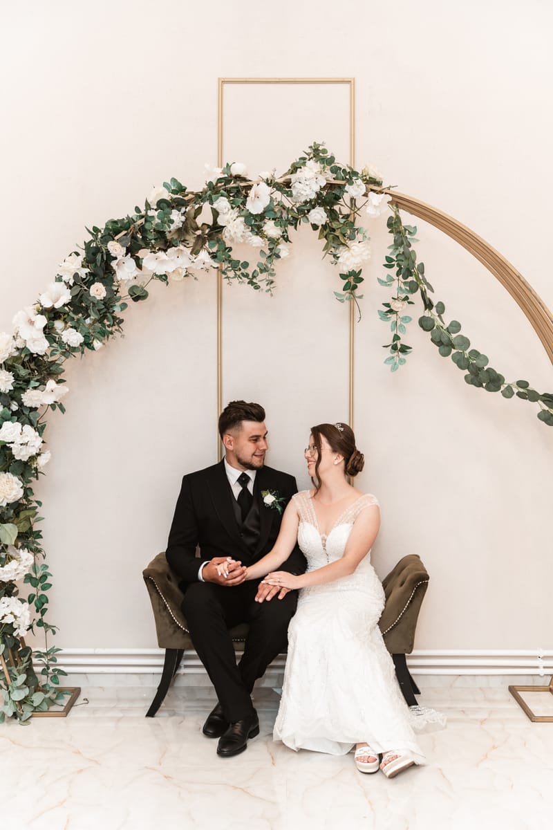 O selecție de imagini care surprind emoția, naturalețea și eleganța fiecărei nunți.