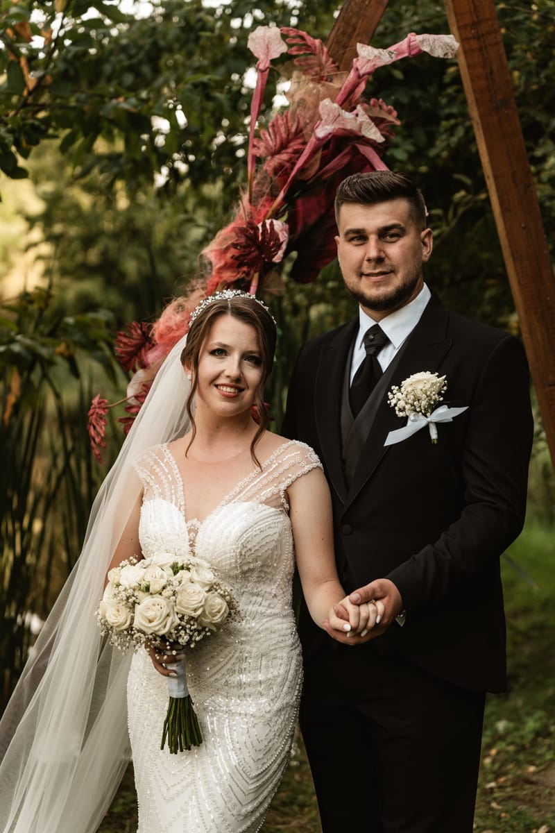 O selecție de imagini care surprind emoția, naturalețea și eleganța fiecărei nunți.