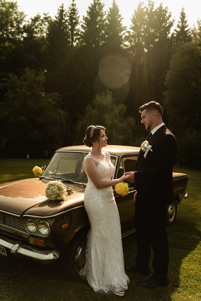 O selecție de imagini care surprind emoția, naturalețea și eleganța fiecărei nunți.