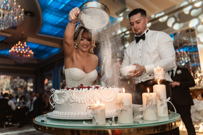 O selecție de imagini care surprind emoția, naturalețea și eleganța fiecărei nunți.