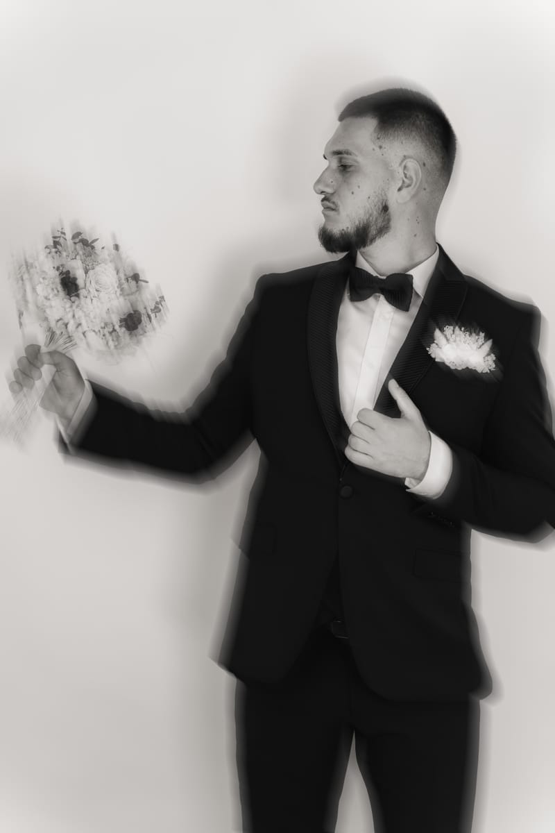 O selecție de imagini care surprind emoția, naturalețea și eleganța fiecărei nunți.