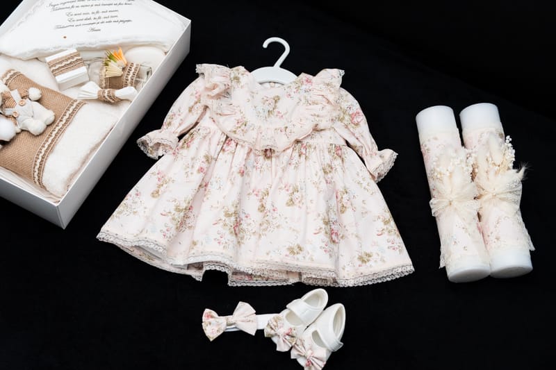 Momente sincere și detalii pline de sensibilitate, surprinse într-o zi specială pentru întreaga familie.