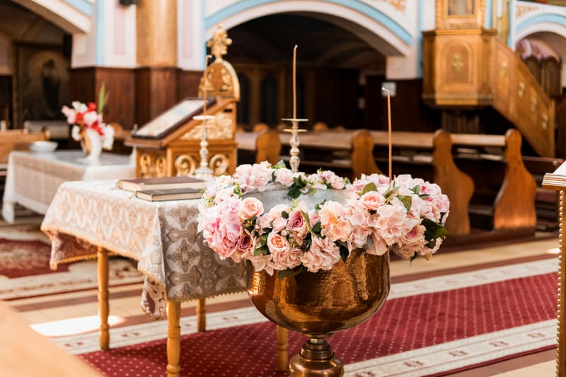 Momente sincere și detalii pline de sensibilitate, surprinse într-o zi specială pentru întreaga familie.