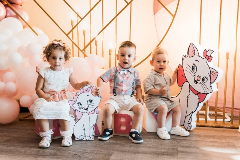 Momente sincere și detalii pline de sensibilitate, surprinse într-o zi specială pentru întreaga familie.