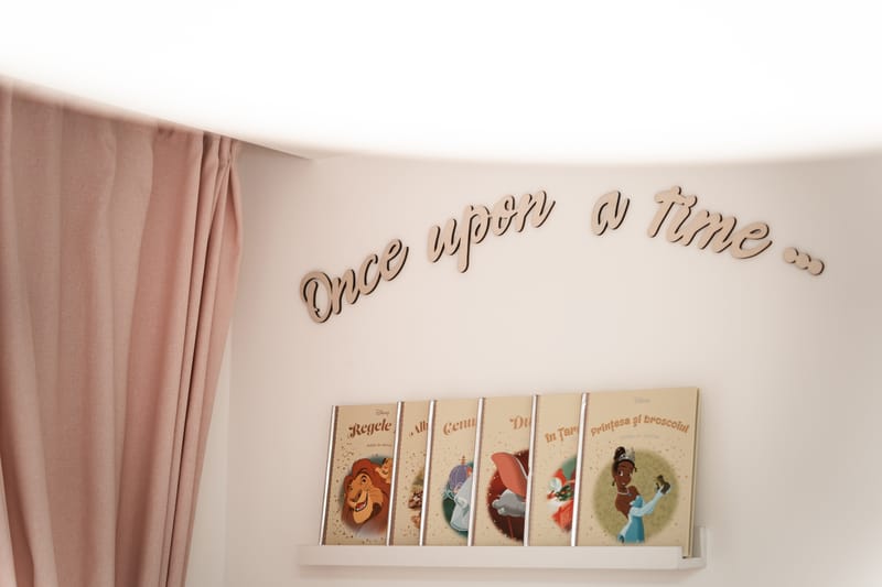 Momente sincere și detalii pline de sensibilitate, surprinse într-o zi specială pentru întreaga familie.