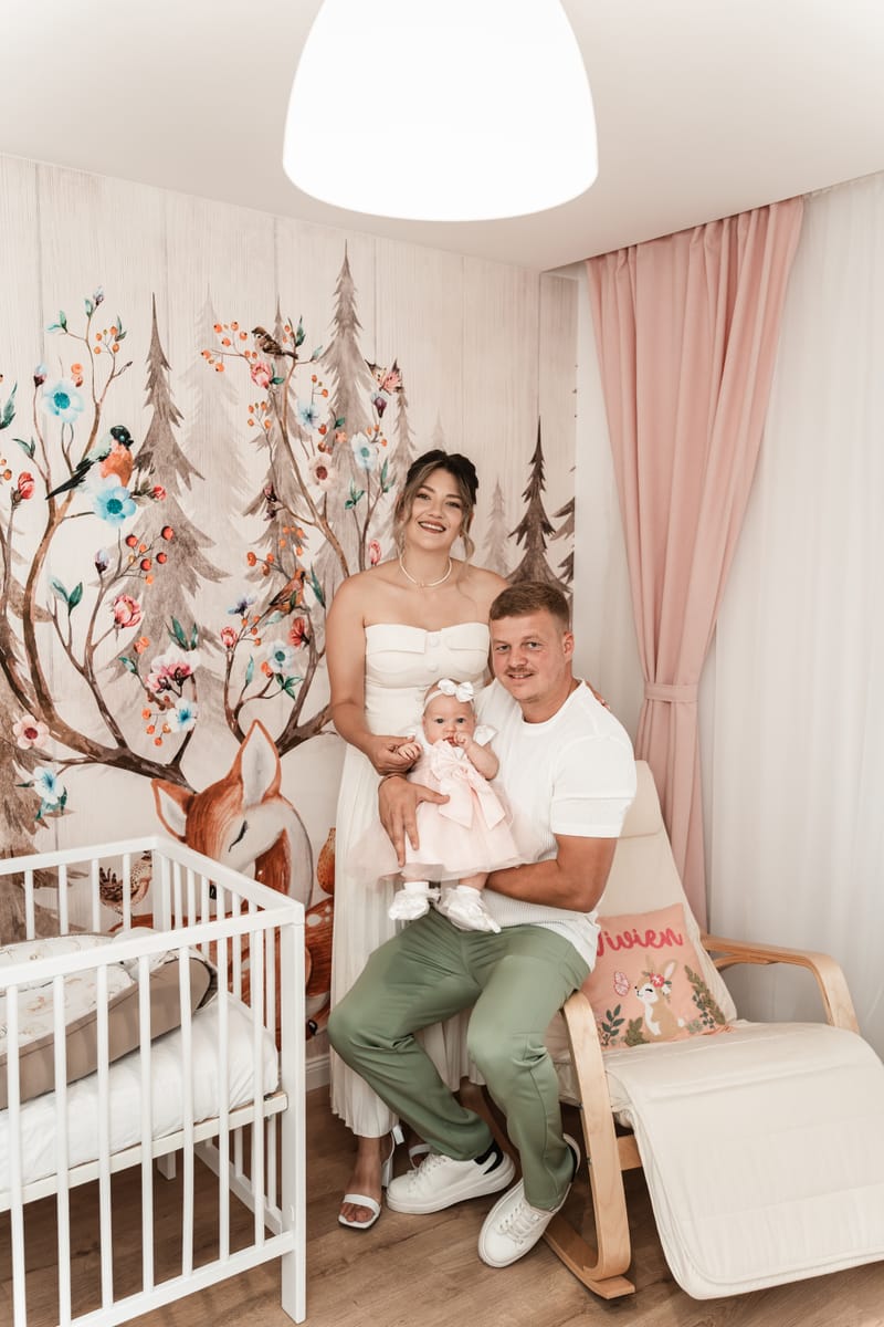 Momente sincere și detalii pline de sensibilitate, surprinse într-o zi specială pentru întreaga familie.