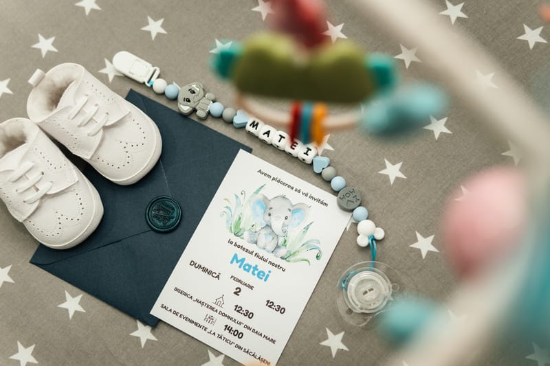 Momente sincere și detalii pline de sensibilitate, surprinse într-o zi specială pentru întreaga familie.